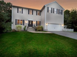 15 Audubon Ln, Hope, RI 02831