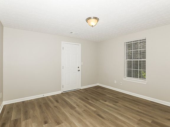 5th image of 8803 Ansley Way