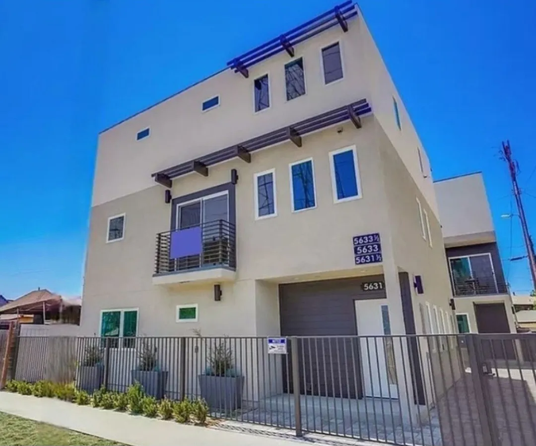 3 bed, 3.5 bath, 1800 sqft, $3,675 — Photo 1