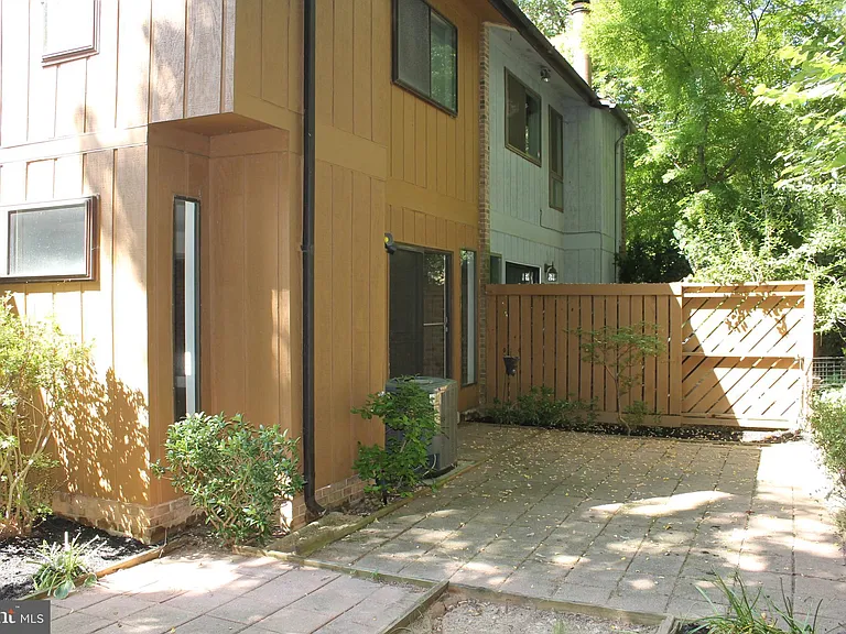 11922 Escalante Ct — Photo 24