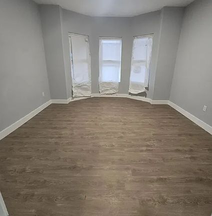 2nd image of 11 William St Floor 2