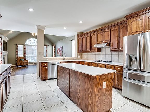 2nd image of 1607 University Dr