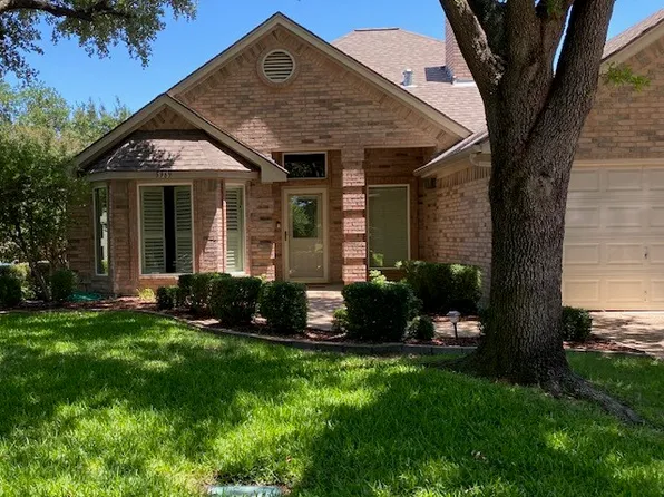 5969 River Bend Dr, Benbrook, TX 76132