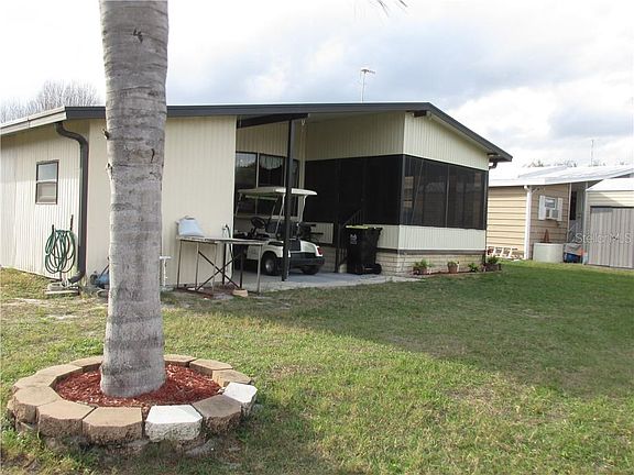3rd image of 8712 Breeze Hill Dr