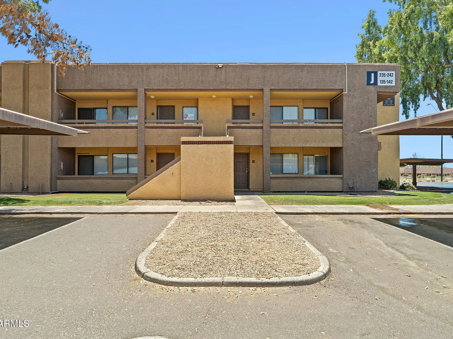 2 bed, 2.0 bath, 802 sqft, $1,305 — Photo 3