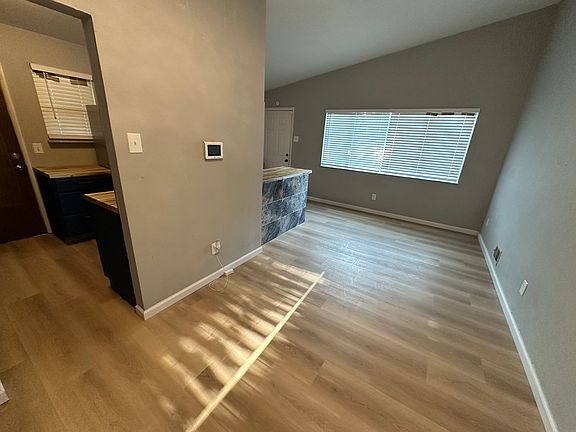 5th image of 3102 Sherman Dr #3102