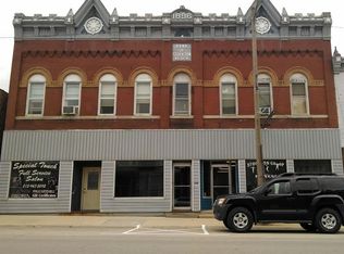 110 1/2 S Main St APT 04, Stockton, IL 61085