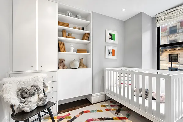 Sold by Compass | media 9