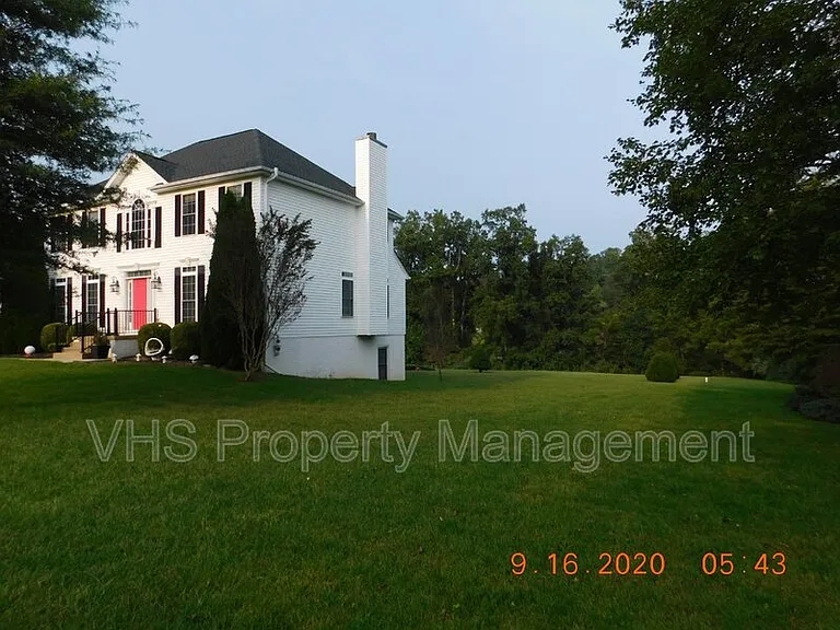2055 Freeman Dr — Photo 27