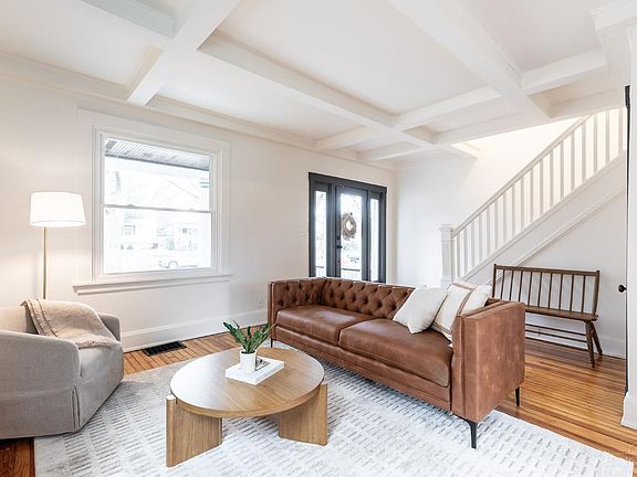 3rd image of 3758 Floral Ave
