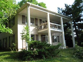 6403 E Decorah Ave, Oshkosh, WI 54902