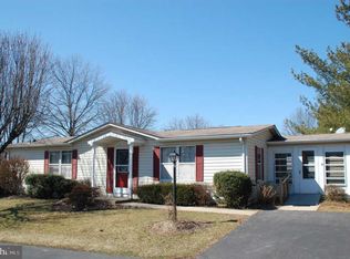 104 Deerfield Dr, Souderton, PA 18964