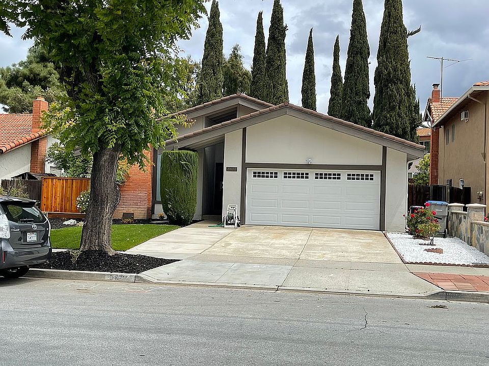 1st image of 2822 Agua Vista Dr