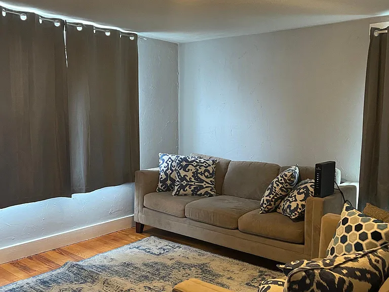 12 Third School St #2 — Photo 7