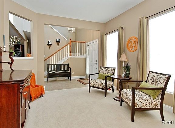3rd image of 3208 Deerpath Ln