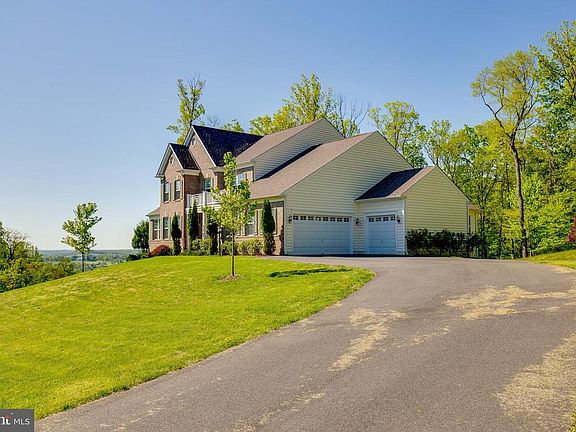 3 Car Side Load Garage