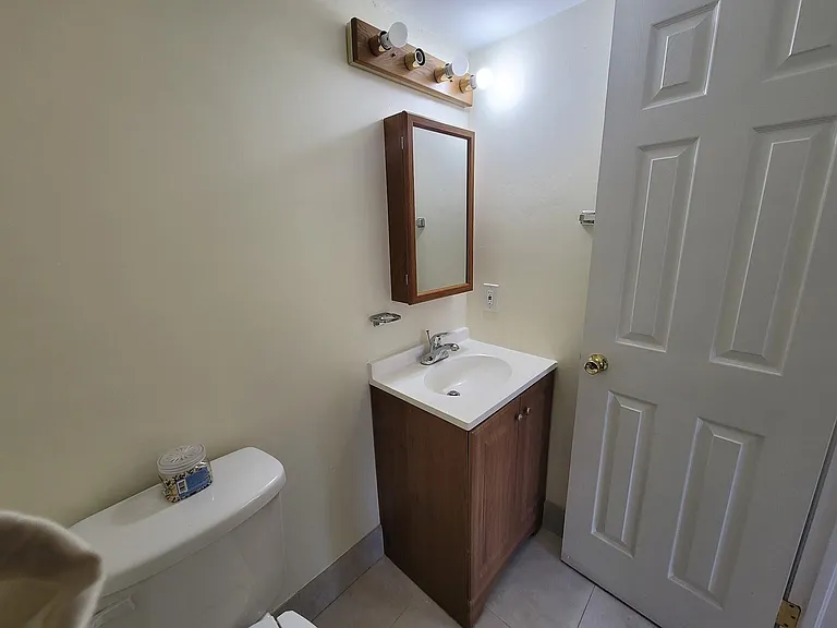 155 Coventry Pl — Photo 17