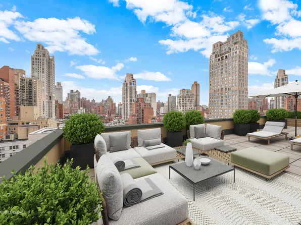 225 East 79th Street PHA image 1 of 14