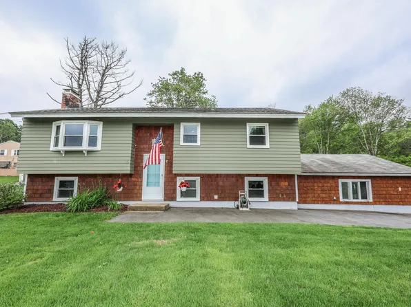 15 Pine Street, Hooksett, NH 03106