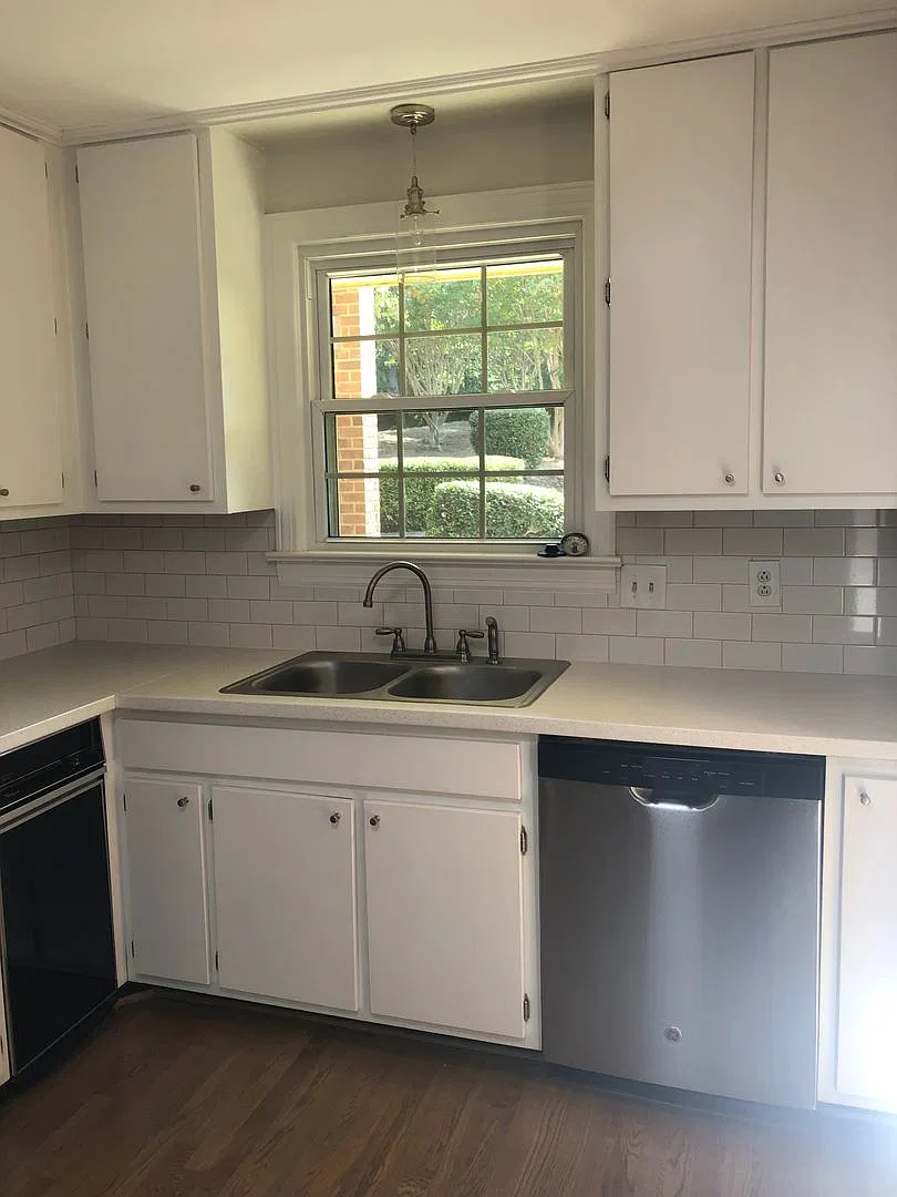 2 Bed/2 Bath Condo located in Green Hills only minutes to Vandy and Easy Interstate Access, 1 Car... — Photo 3