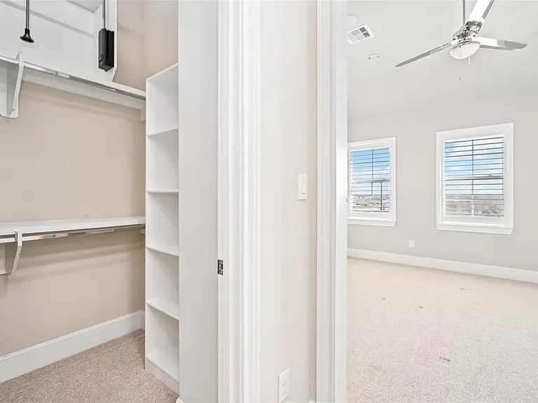 9658 Knight Rd — Photo 16