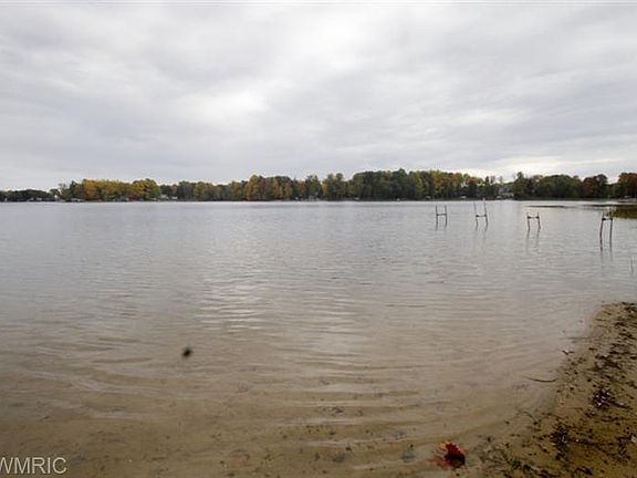 4th image of 68201 Eagle Dr