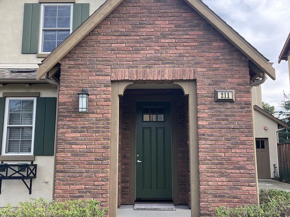 1st image of 211 Shumway Ln