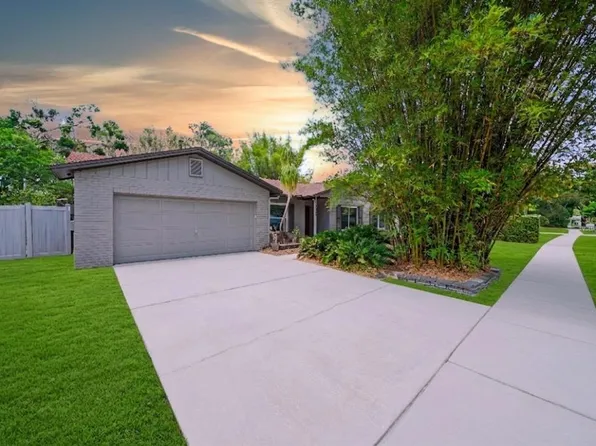 13312 Lake George Ln, Tampa, FL 33618