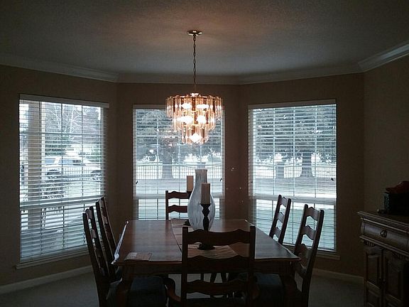 4th image of 5833 Clear Creek Dr