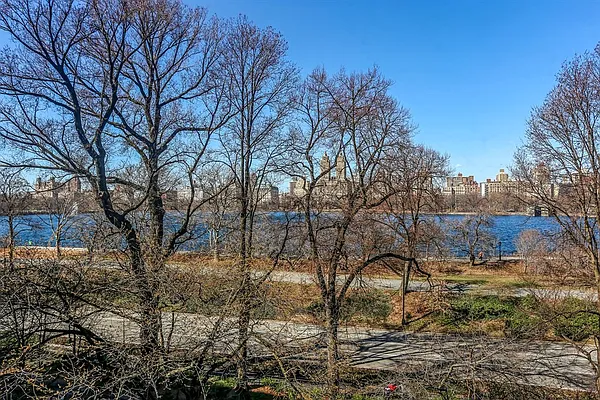 Sold by Corcoran | media 13