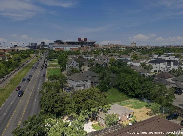 603 Wellborn Rd, College Station, TX 77840