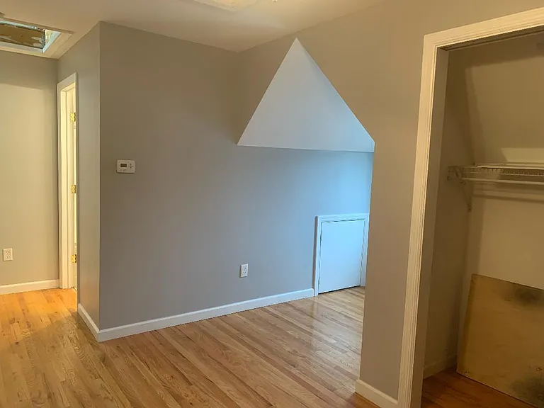 42-44 Ferris Ave #42-44 — Photo 8