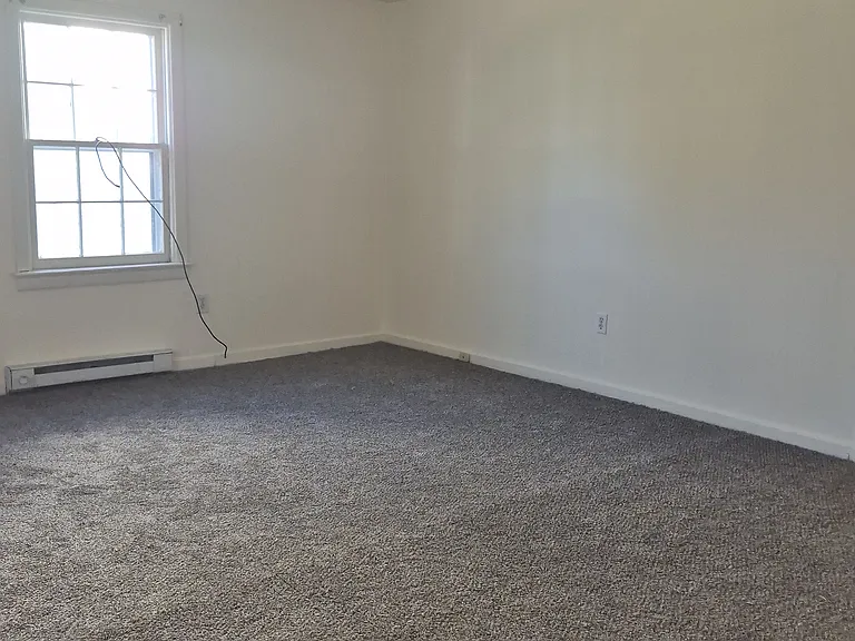 409 Washington St — Photo 7