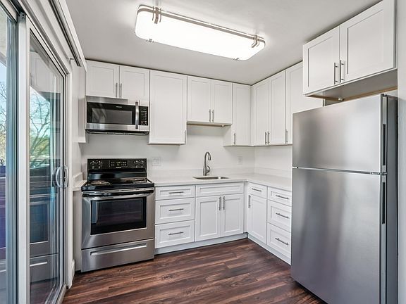 2nd image of 3448 Orchard Hill Ct APT 8