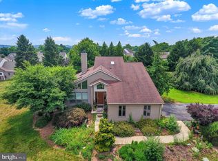 656 Hoffman Dr, Harrisburg, PA 17111