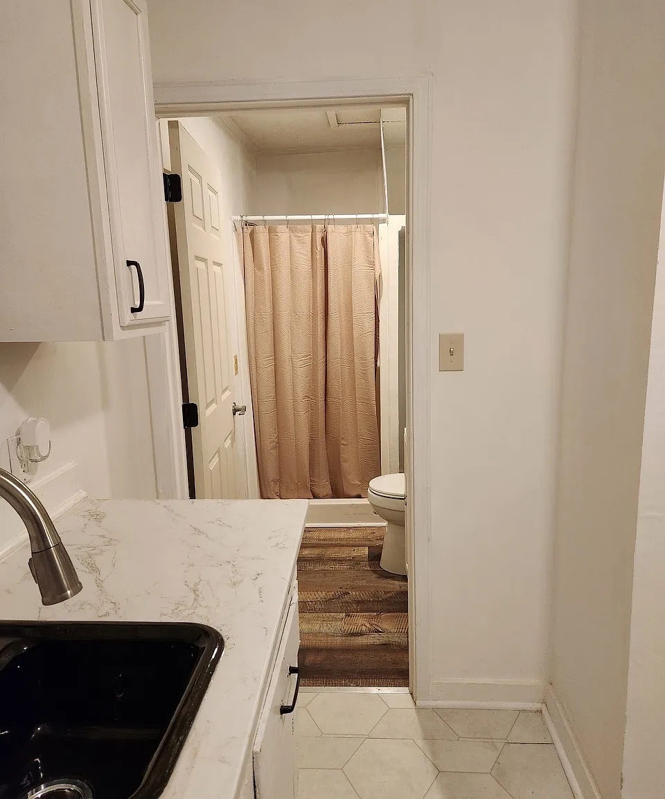 1 bed, 1487 sqft, $400 — Photo 3