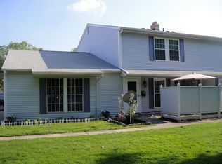 20462 Williamsburg Ct #207B, Middleburg Heights, OH 44130