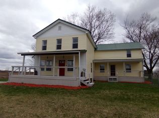 7460 N 1050 E, Howe, IN 46746