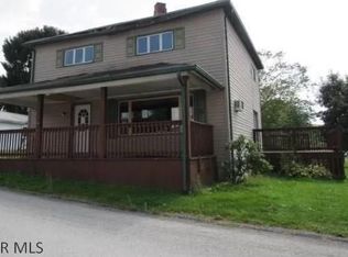 117 5th St, Acosta, PA 15520