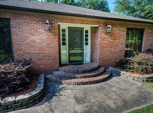 1633 Sunset Dr, Canton, MS 39046
