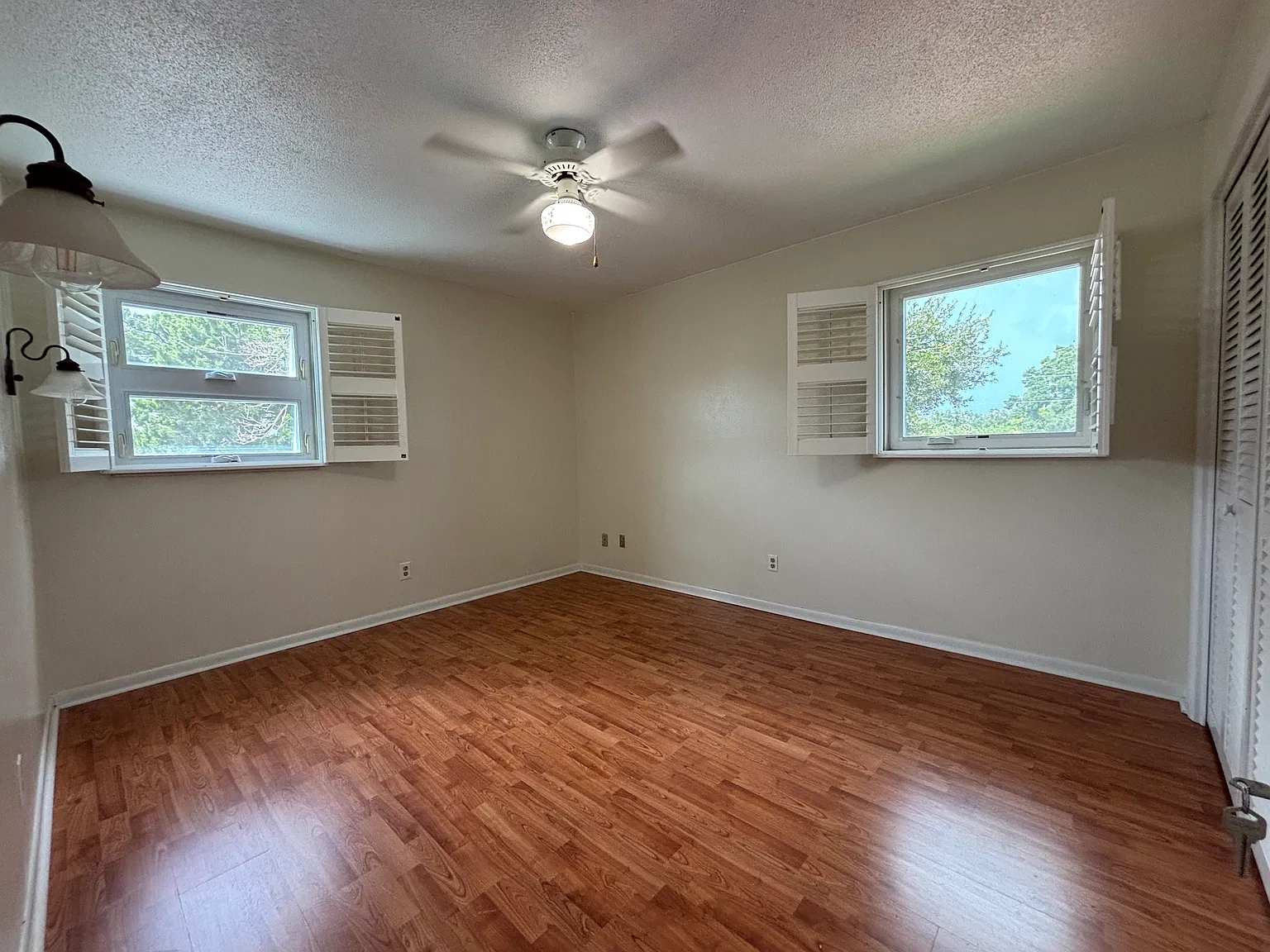 4 bed, 1650 sqft, $2,150 — Photo 2