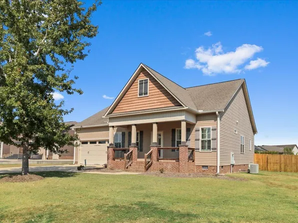 172 Westchase Dr, Clayton, NC 27527