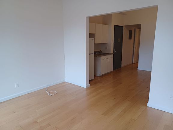 2nd image of 346 E 62nd St APT 22