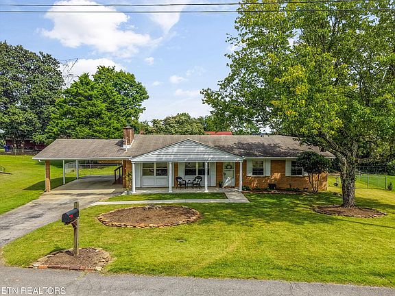 2nd image of 103 Iona Cir