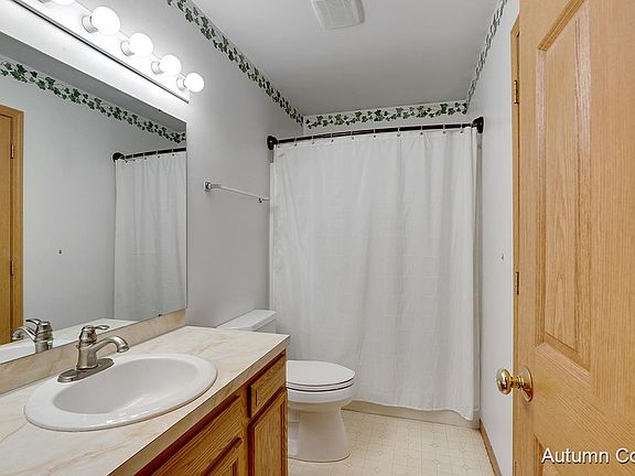 5th image of 17006 Blackfoot Trl