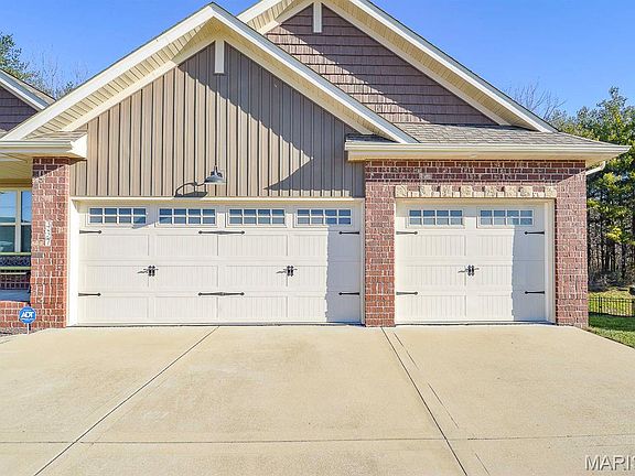 3rd image of 437 Briar Creek Rd