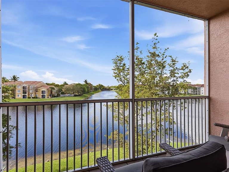 7765 Yardley Dr #313 — Photo 19