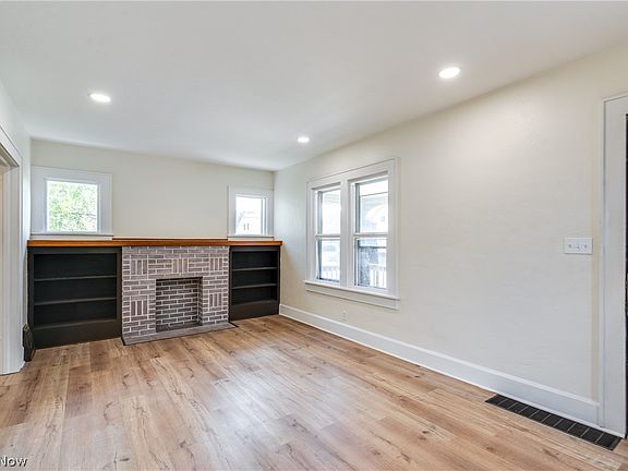 3rd image of 3311 12th St SW
