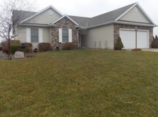 69369 Sundance Dr, Edwardsburg, MI 49112