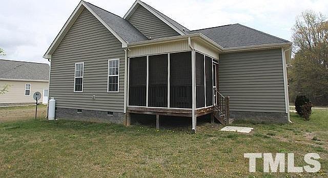 2nd image of 221 Melanie Ln